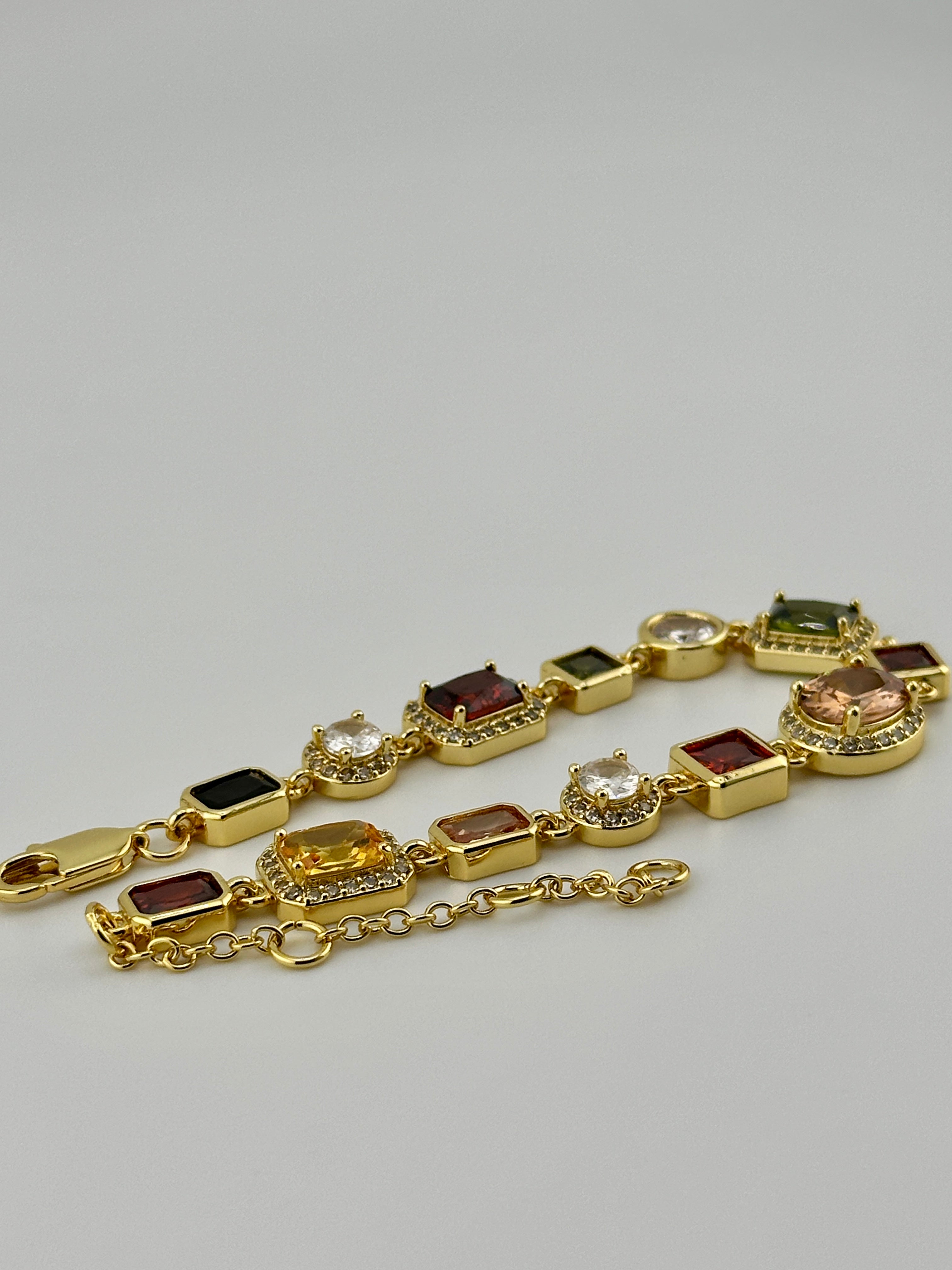 Gemstone Classic Bracelet 10mm (Gold)