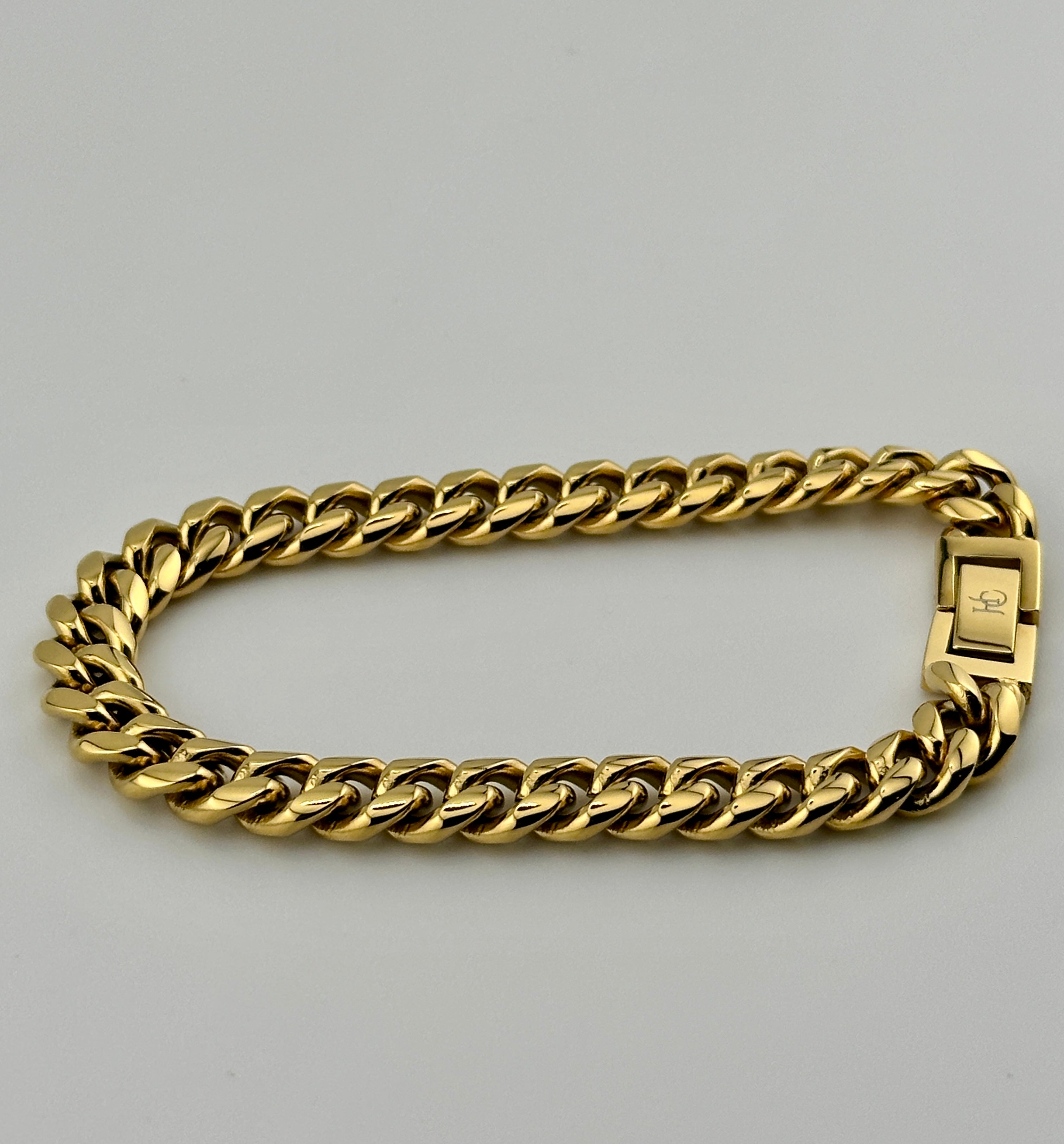 Cuban Link Gold 8mm Bracelet