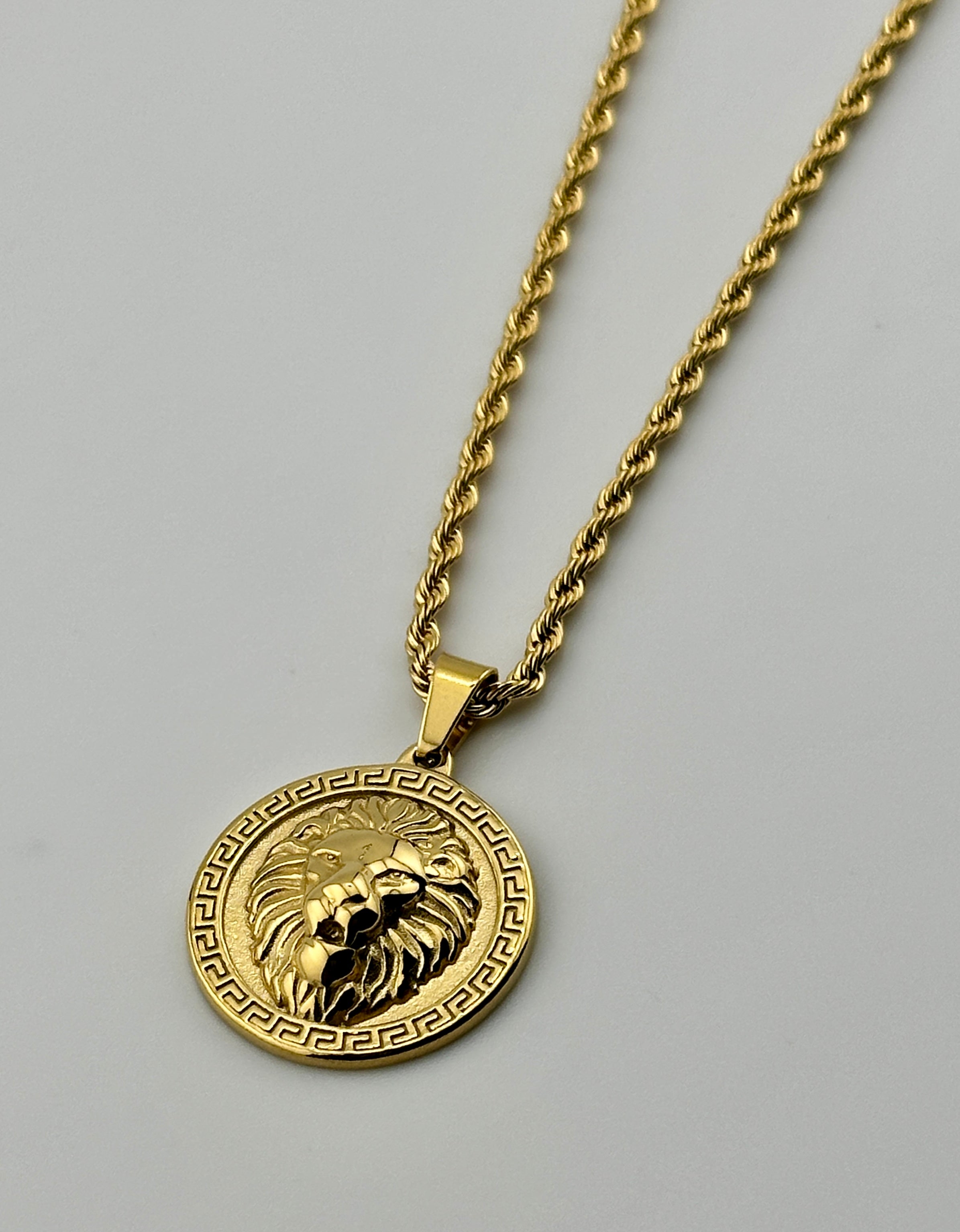 Lion Coin Pendant (Gold)