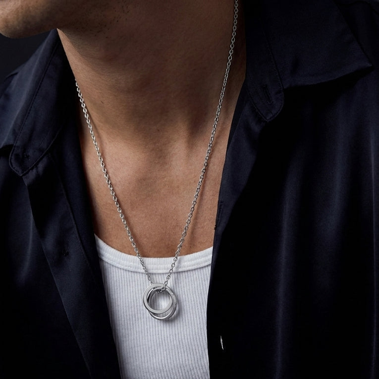 Interlocking Circles Pendant (Silver)