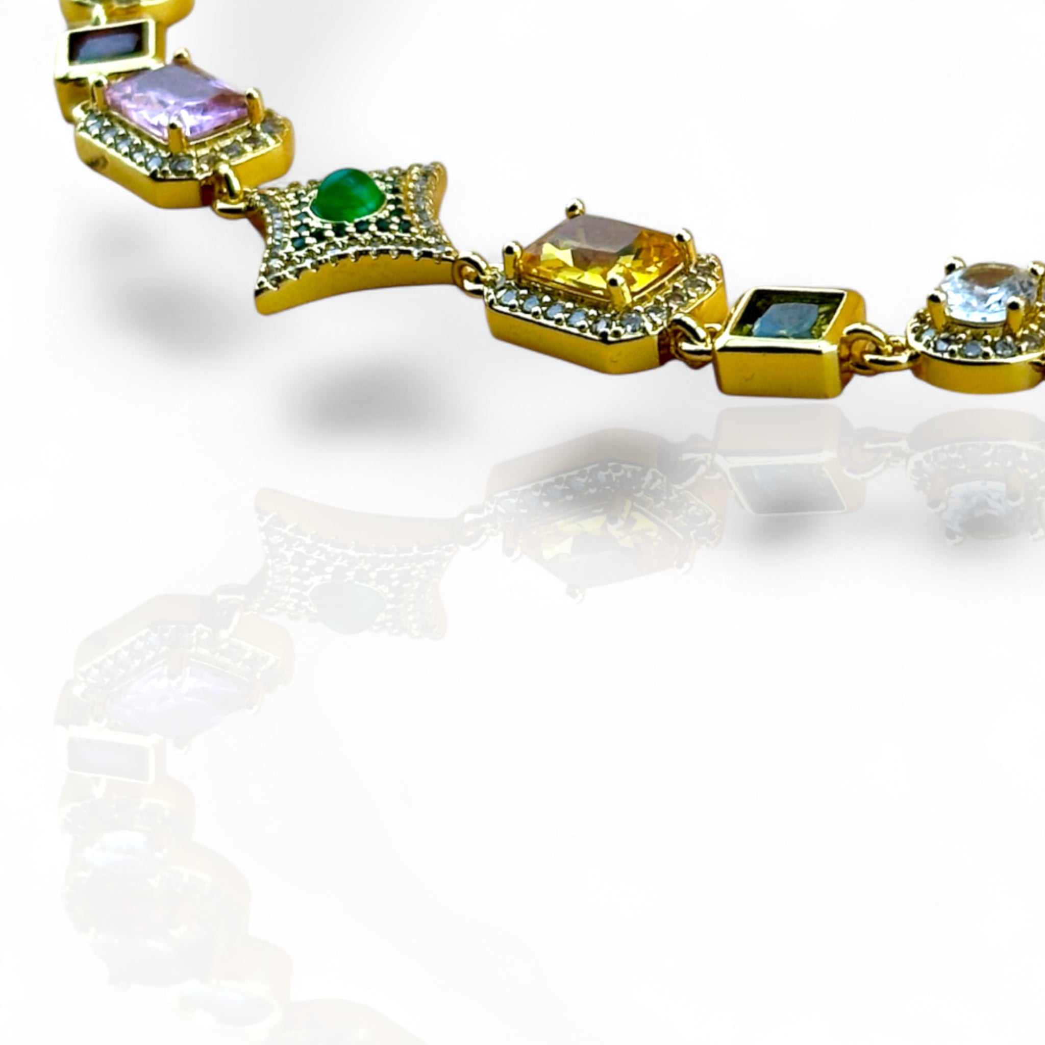 Gemstone Star Necklace 10mm (Gold)