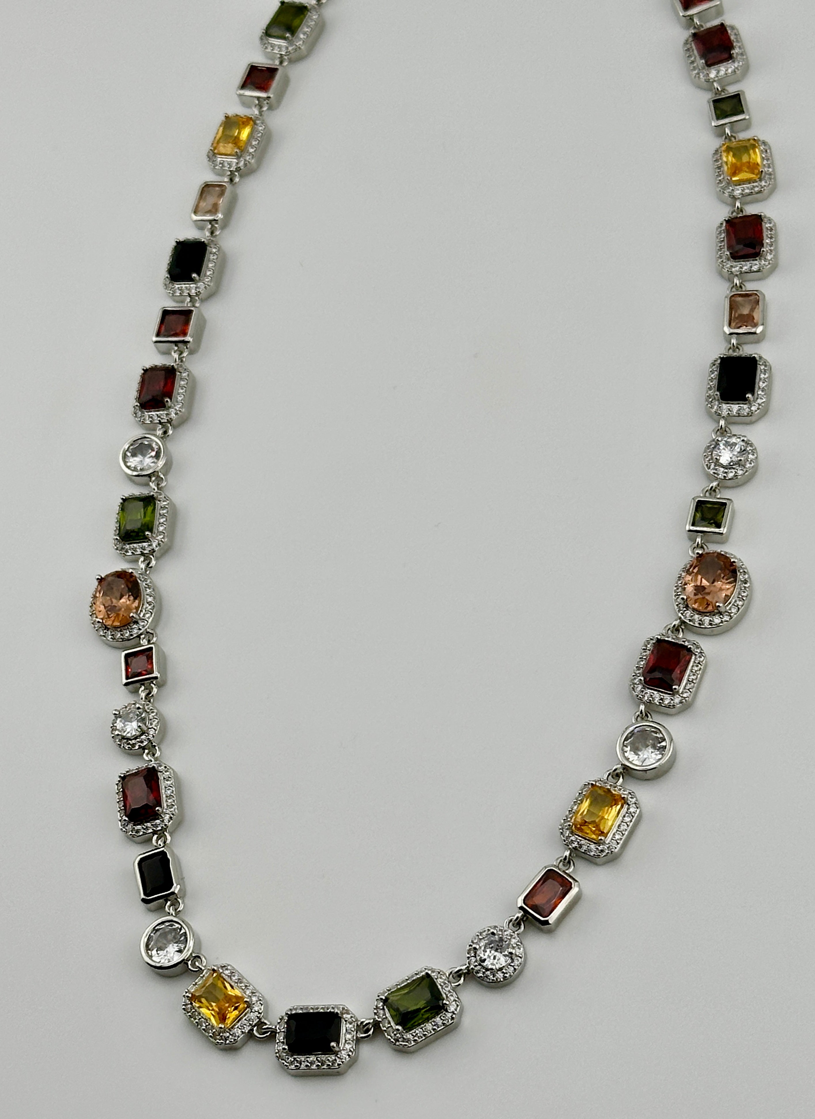 Gemstone Classic Necklace 10mm (Silver)