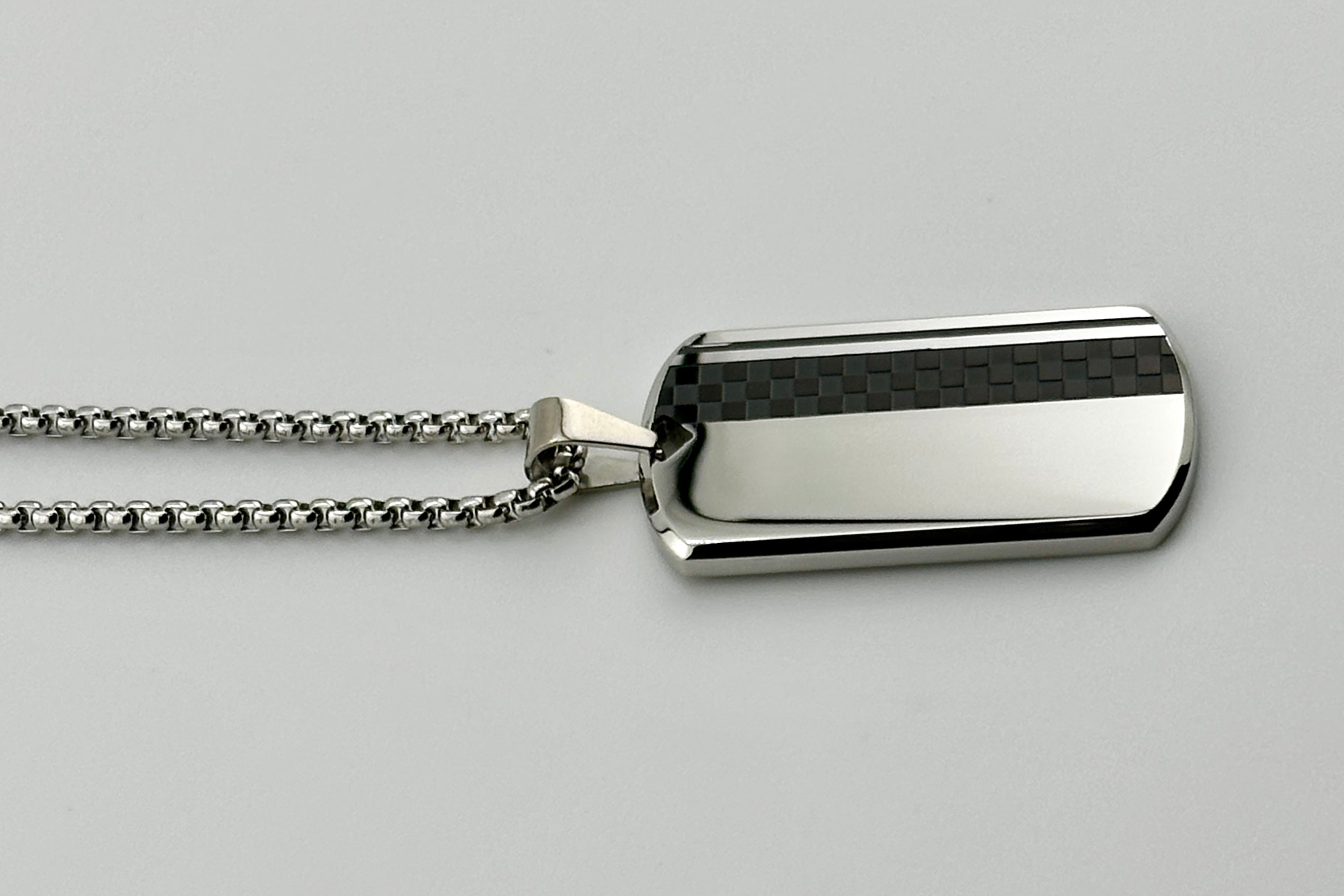 Dog Tag Pendant (Silver)
